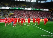 开云体育APP下载-斯图加特球员展现出色实力，实现惊艳胜利