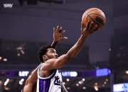 开云体育平台APP-德罗赞32+11马刺取得五连胜：继续保持火热状态的简单介绍