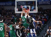 开云足球直播-包含独行侠绝杀篮网，字母哥点燃赛场的词条