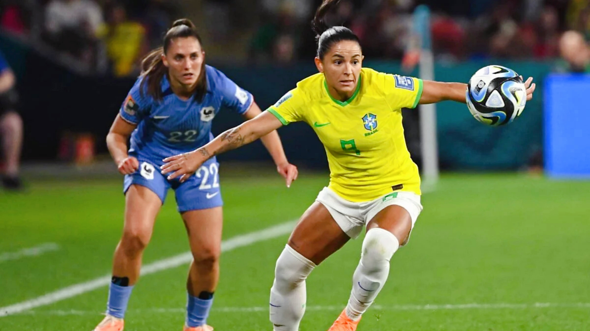 非洲女足盛况空前，球迷热情高涨