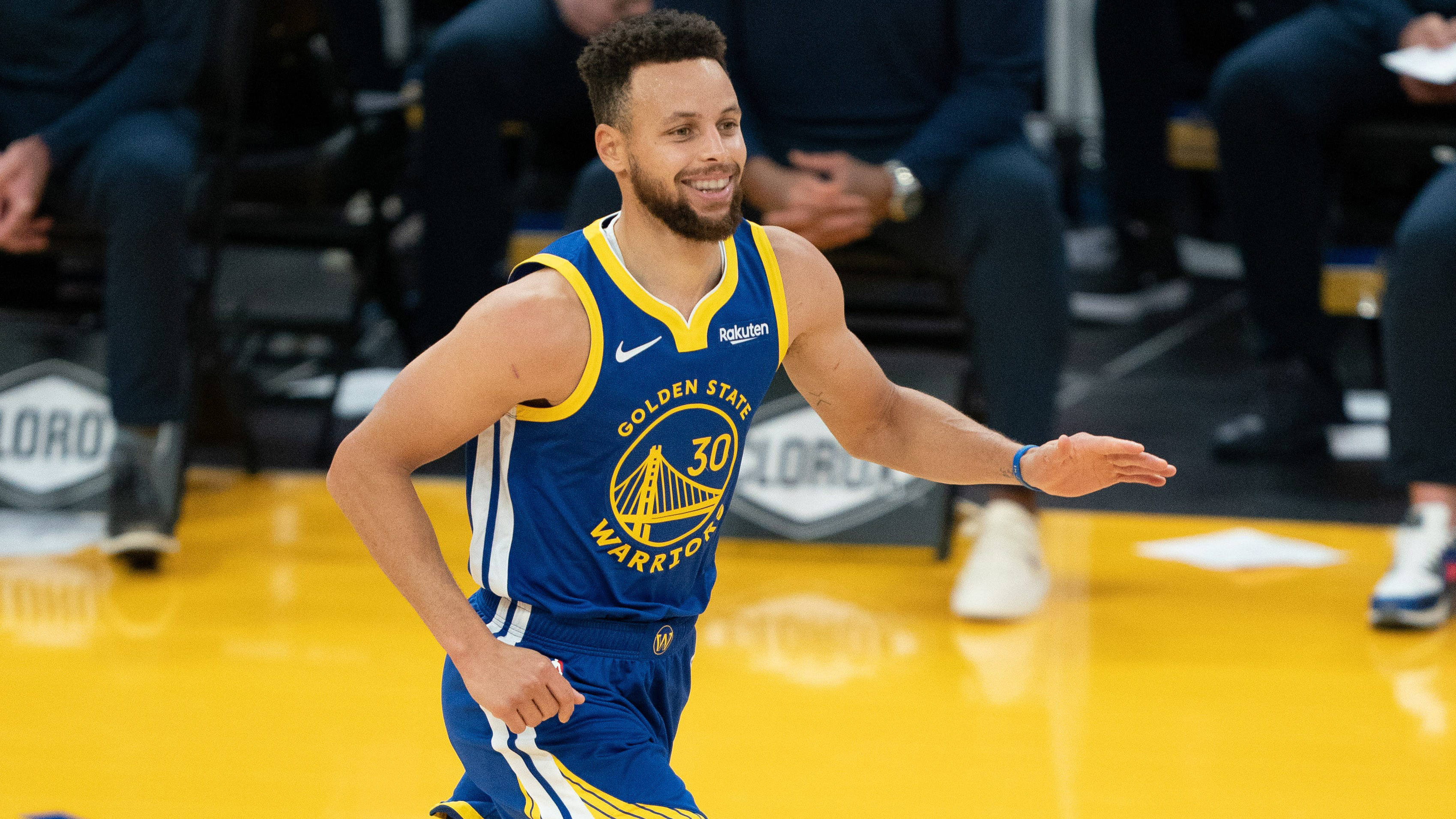 包含洛里昂发布最新伤情通报，球队面临伤病困扰的词条