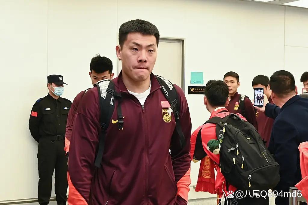 包含局势严峻，球队全力备战下一场生死战的词条