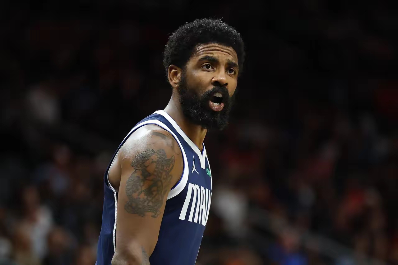 关于阿尔梅洛球队引进新教练，改变战术取得突破的信息