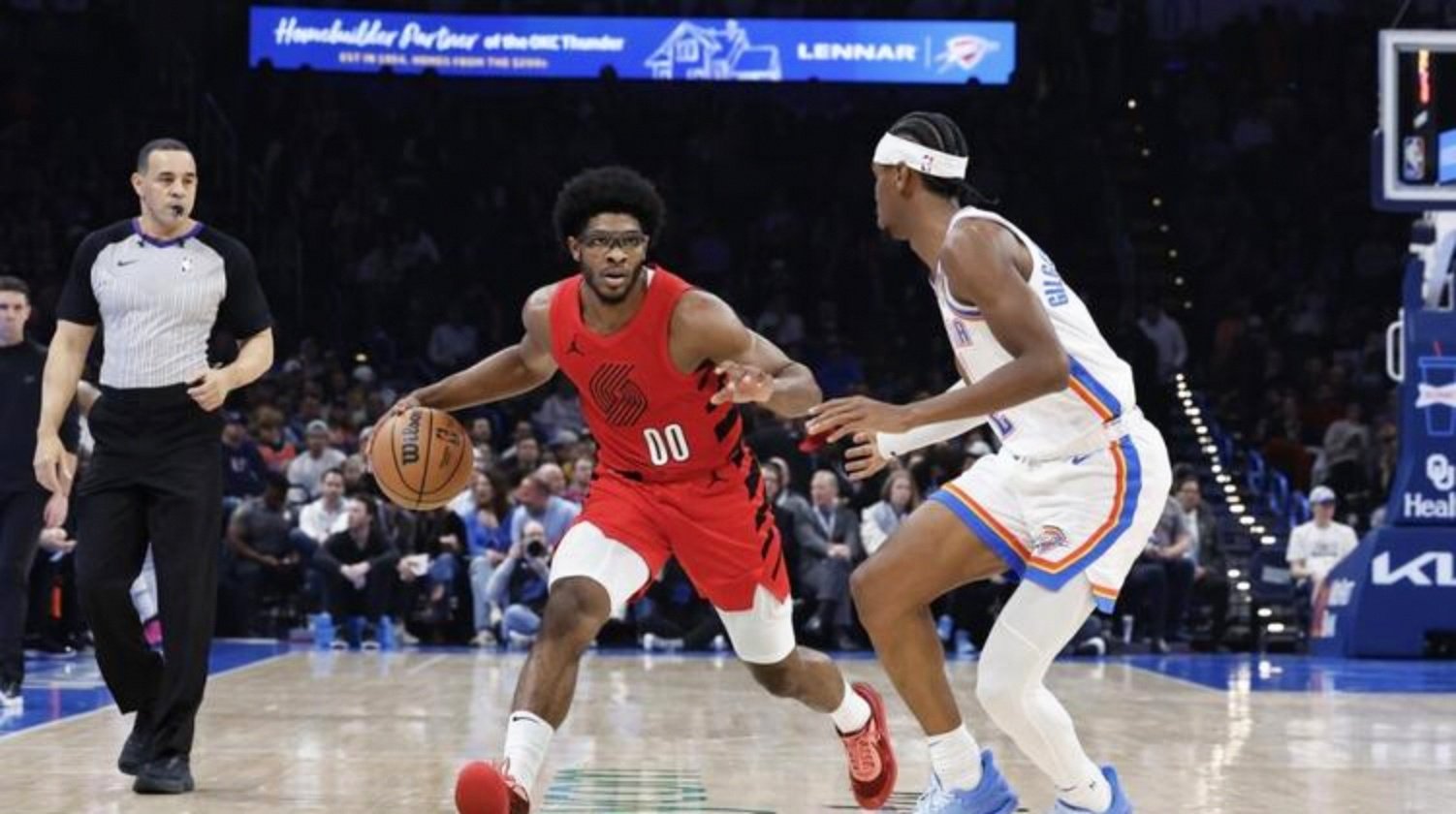 包含开拓者队遭遇连败，球迷呼吁加强防守的词条