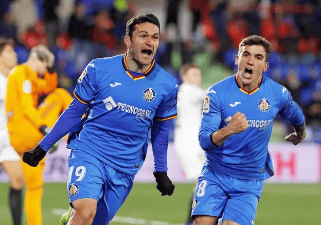 比利亚雷亚尔客场告捷，取得连胜的简单介绍