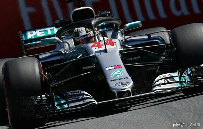 雷诺车队鏖战阿斯顿马丁，勒克莱尔高光表现的简单介绍