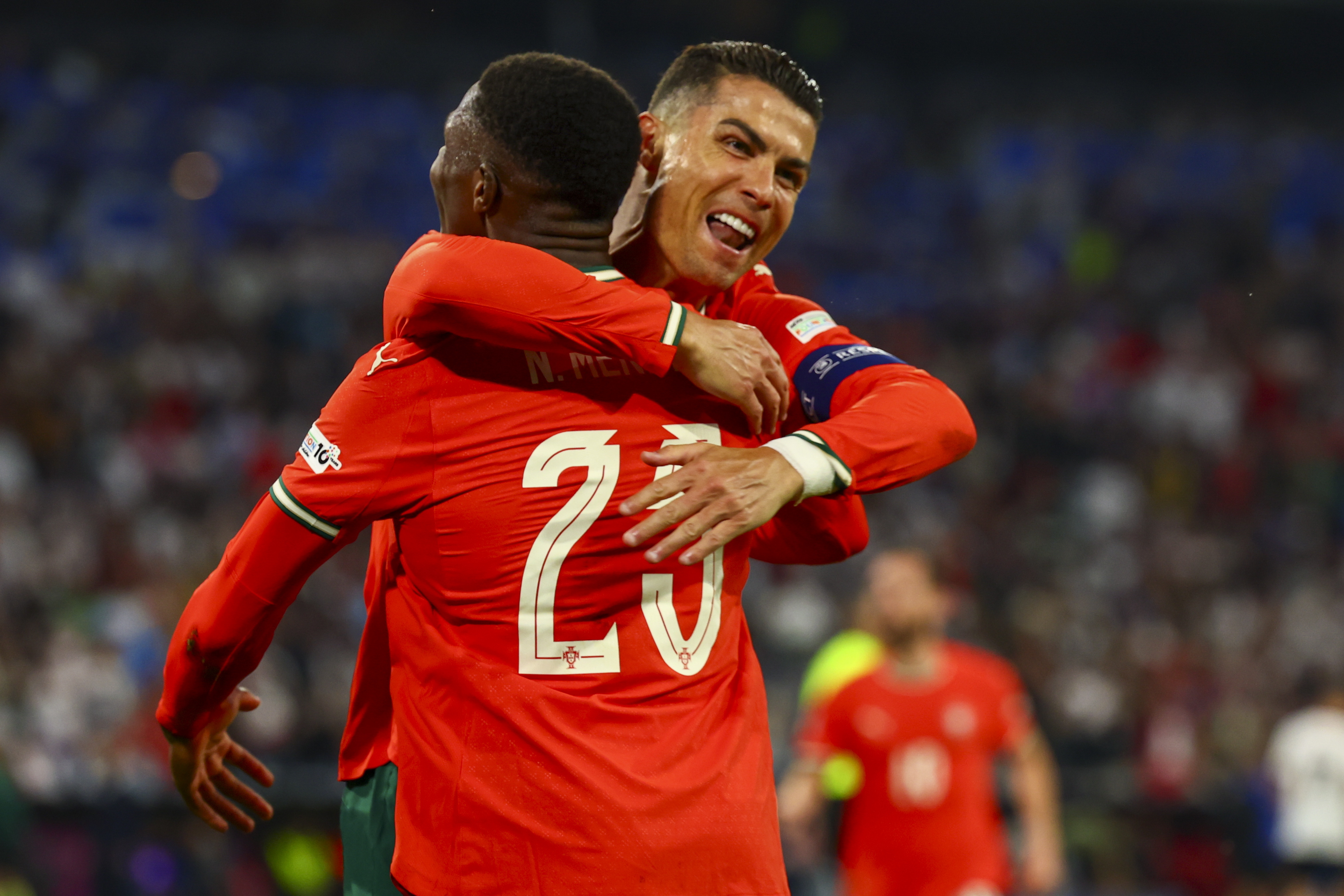 葡萄牙队完胜瑞典队，梁靖崑统治全场的简单介绍