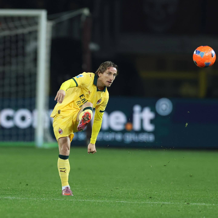 波兰逆转巴西，莫德里奇刷新纪录