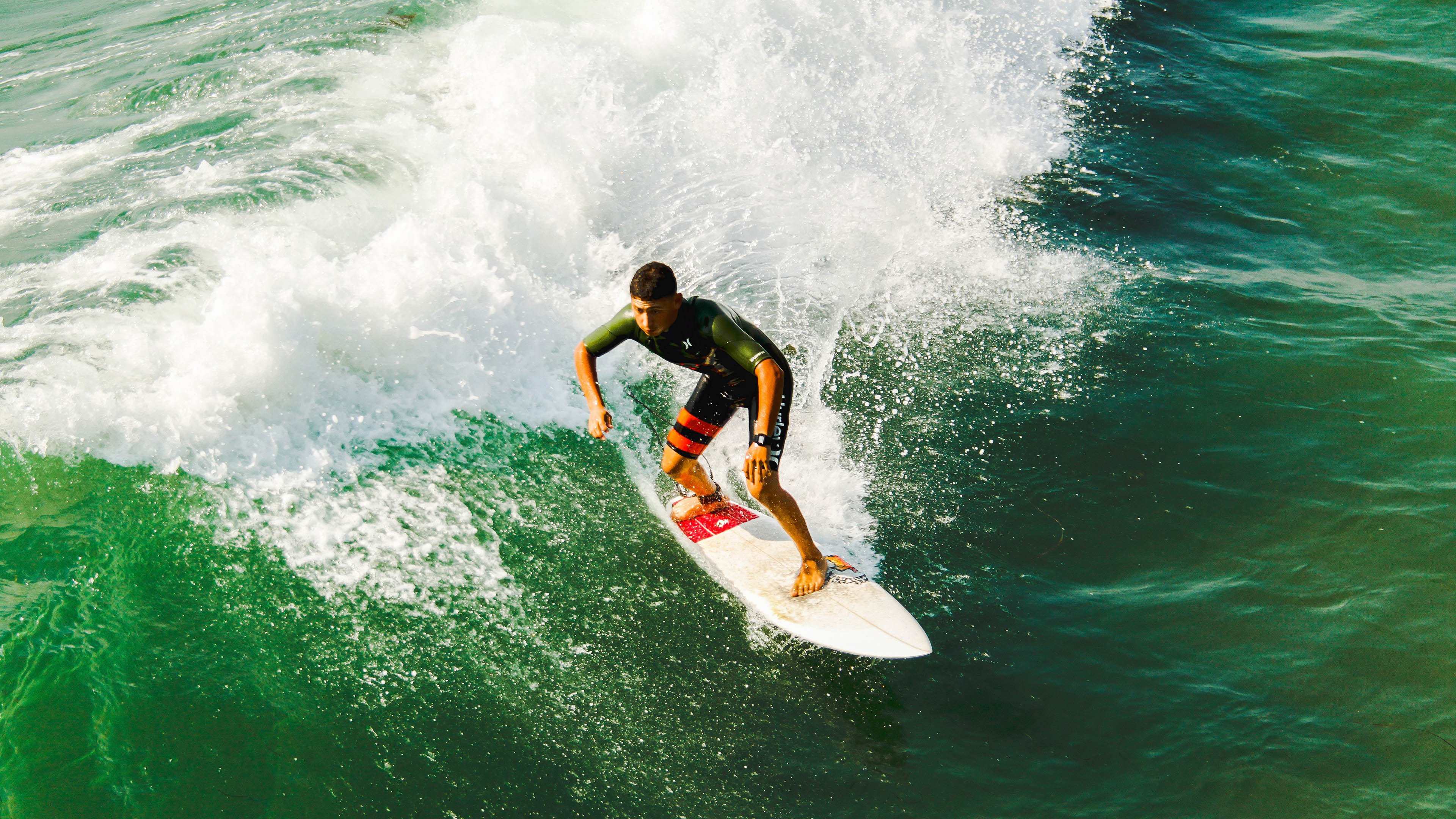 范弗利特进攻端无人可挡，快船硬仗击退76人彰显冠军相